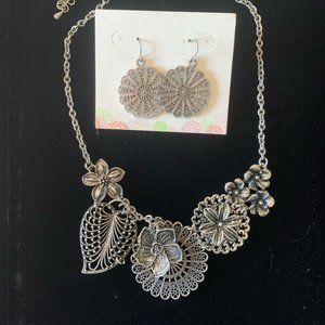 Necklace + earrings